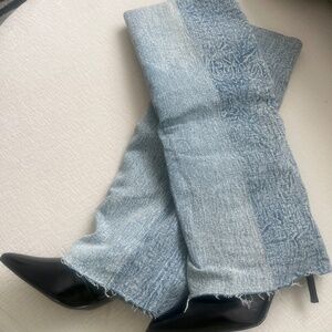 FOLD OVER DENIM BOOT (fits a true 7)